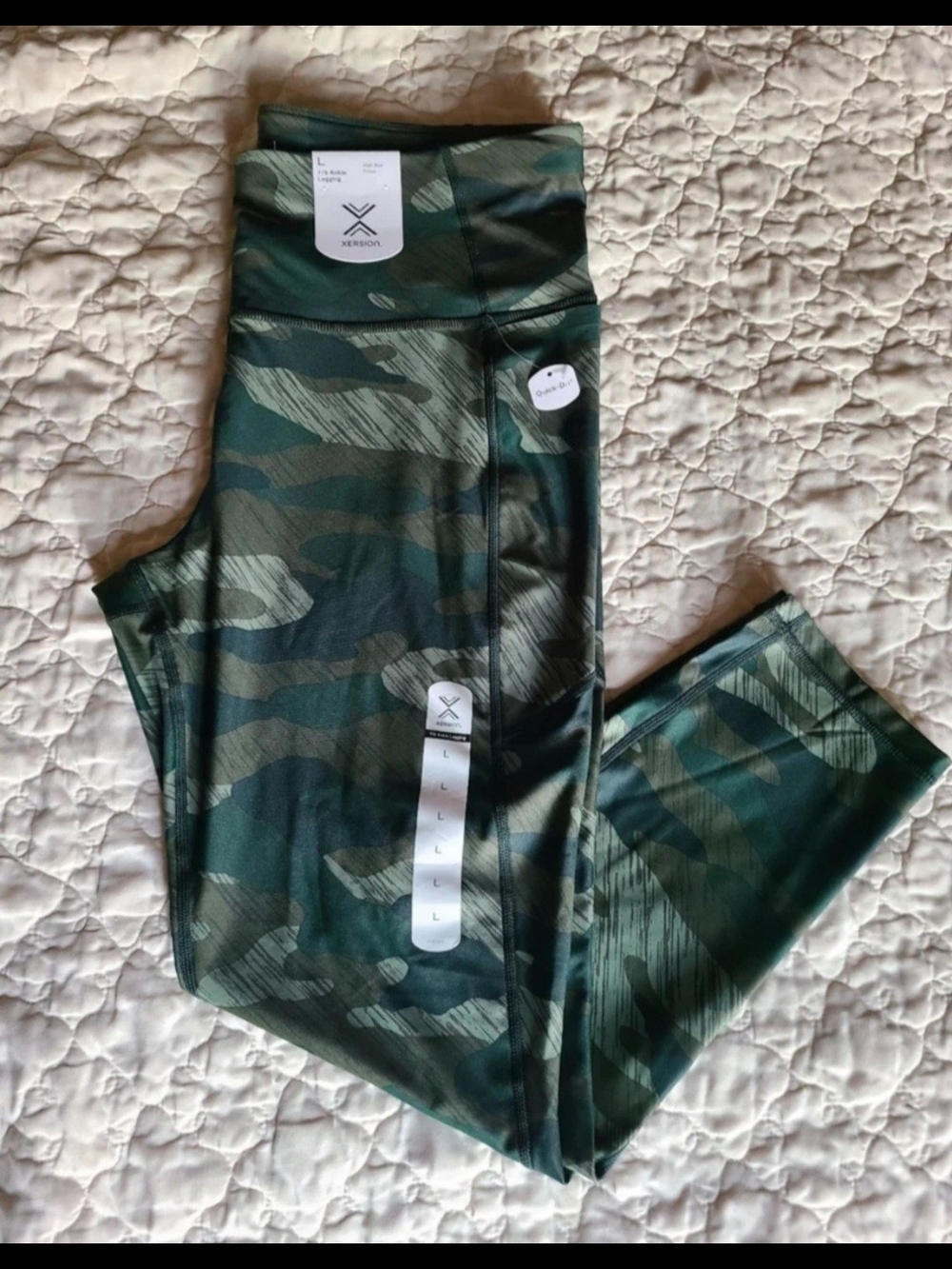Xersion Women's Green Camo Active Leggings
